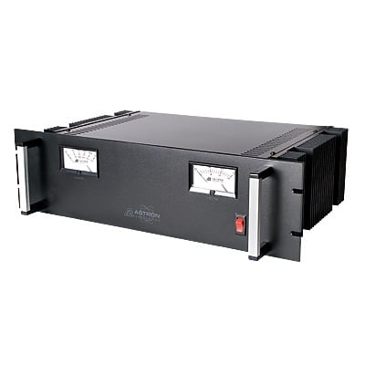 Fuente de poder 13.8Vcc, 35A, lineal regulada con circuito cargador de baterías, para instalación en rack